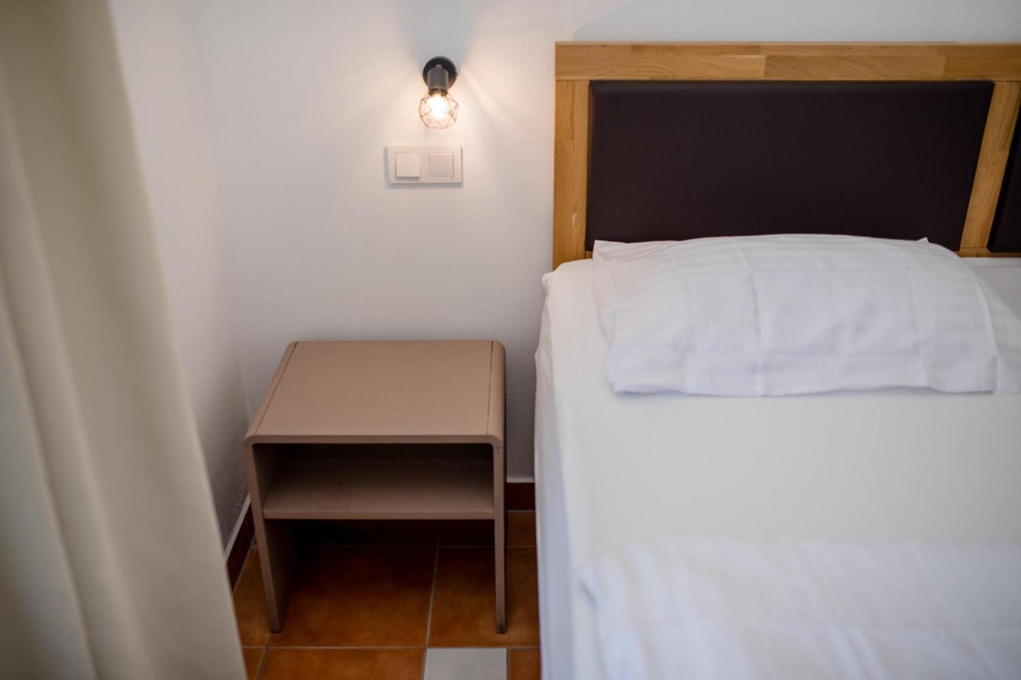 Apartments And Rooms By The Sea Supetarska Draga - Gornja, Rab - 11579 Cameră foto